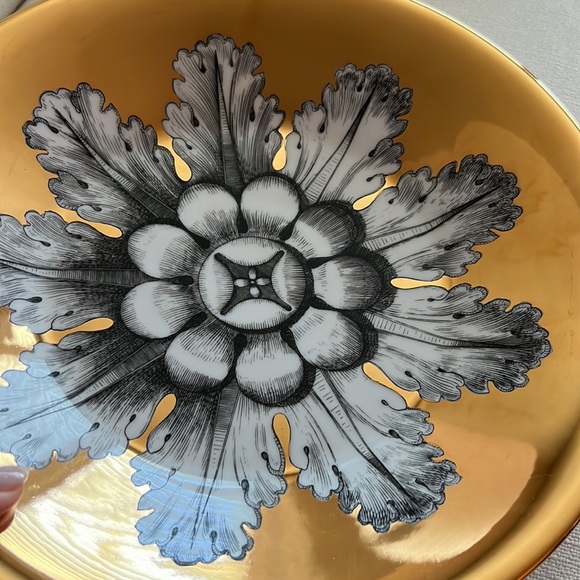 FORNASETTI Centerpiece Rosone n6 Gold Bowl - Picture 3 of 14